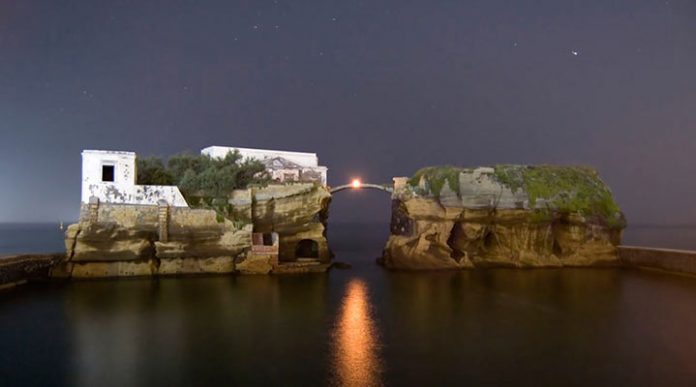 Гайола: этот невероятно красивый остров проклял каждого своего владельца