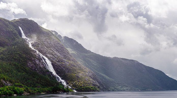 10 самых живописных водопадов Европы