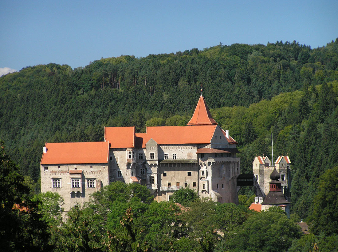 замок Пернштейн