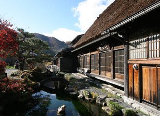 Сиракава-го: самая необычная японская деревня