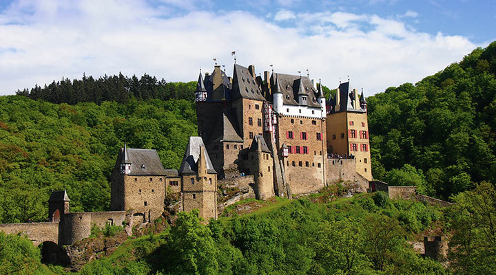 Замок Эльц: путешествие длиной 850 лет