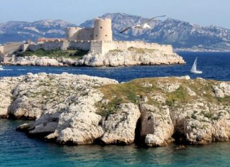 Замок ИФ: живая легенда Марселя