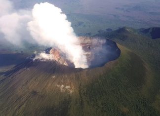 10 самых активных вулканов в мире