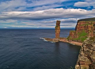 Величественный и гордый Старик острова Хой
