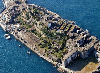 Хашима: остров-призрак, который когда-то был самым густонаселённым в мире