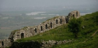 Розафа: удивительная крепость с легендой, леденящей кровь