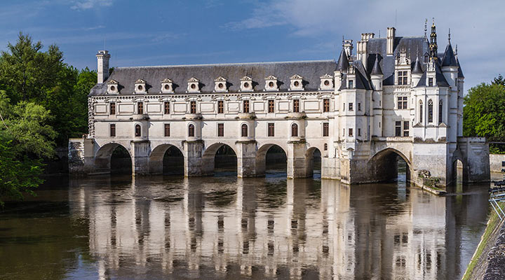 «Замок пяти королев» Шенонсо: один из самых красивых замков Франции