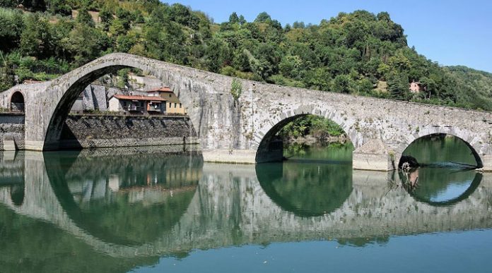 Мост Дьявола: он был построен тысячу лет назад всего за одну ночь!