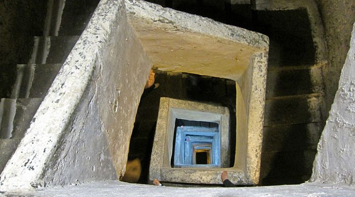 Катакомбы Неаполя: безмолвная тишина, веками хранящая свои тайны