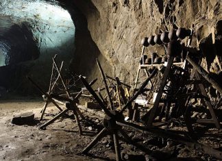 Комплекс Ризе: засекреченный подземный город Гитлepа