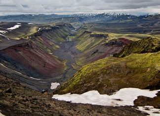 Эльдгьяу: один из самых живописных в мире вулканических каньонов