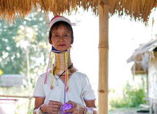 Шейные кольца женщин падаунг: боль, красота и способ выживания