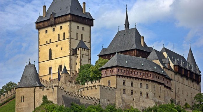 Карлштейн: самый известный замок Чехии замок Карлштейн