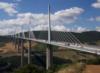 Грандиозный виадук Мийо: самый высокий мост в мире