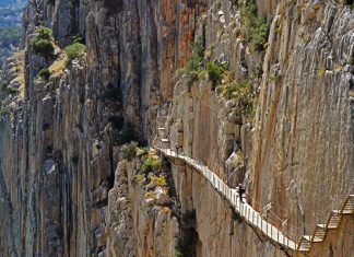 Королевская тропа: самый опасный и головокружительный туристический маршрут наконец открыт для туристов