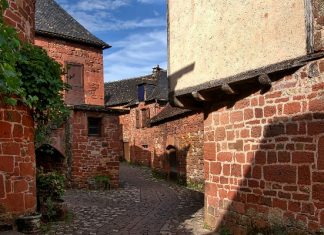 В гостях у сказки: 12 самых красивых деревень Франции