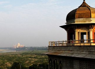 Золотой треугольник Индии: 5 незабываемых мест, которые можно посетить за один день