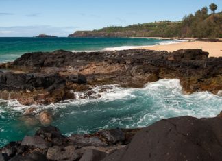 Самые опасные пляжи мира: места, на которые лучше смотреть издалека