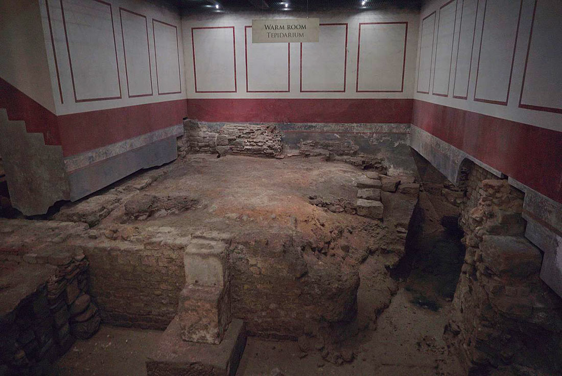 римские бани английского города Бат