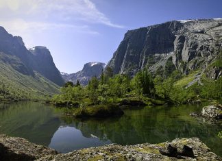 Фьорды Норвегии: самые известные и красивые места, которые привлекают миллионы туристов