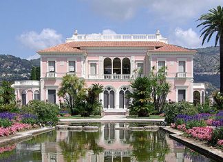 Французская Ривьера: 11 всемирно известных мест, которые обязательно нужно увидеть