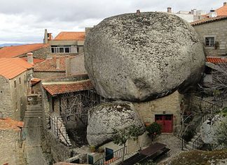 Деревня Монсанто: самая колоритная и самая португальская деревня Португалии
