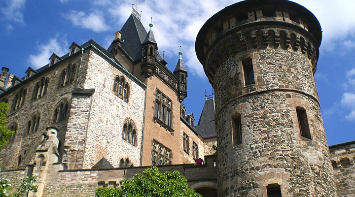Замок Вернигероде: средневековый шедевр в горах Гарц