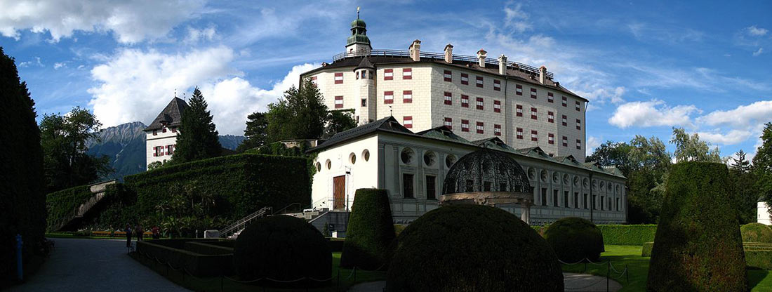 Замок Амбрас в Инсбруке