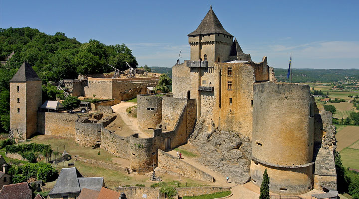 Кастельно: самый посещаемый замок на юге Франции