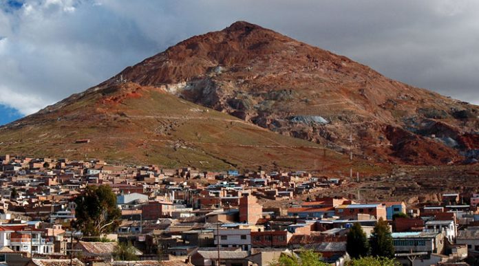 Серро Рико: гора, которая пожирает людей