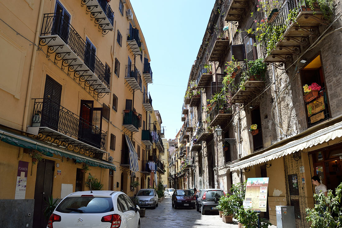 Улица в Палермо
