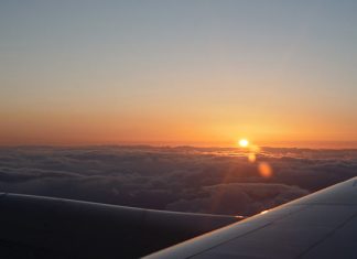 7 услуг авиакомпаний, которыми мы не пользуемся, а зря