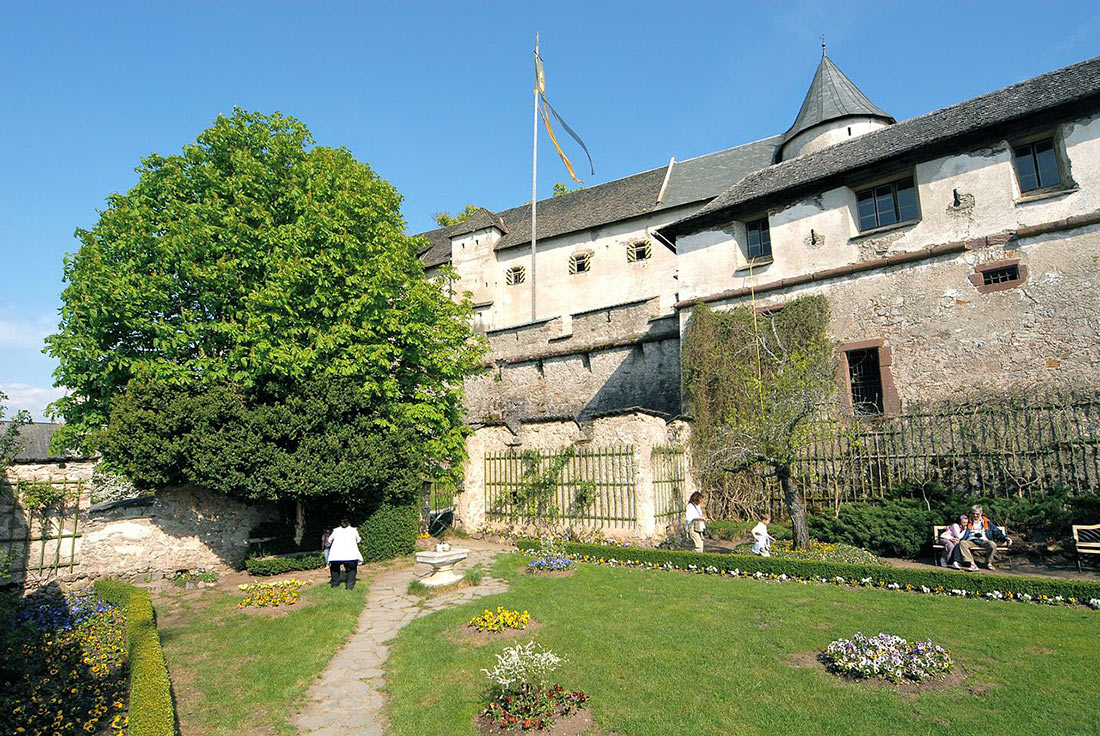 Сад в замке Хохостервиц