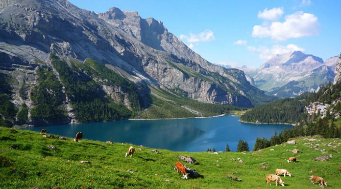 Самые красивые озера Швейцарии: 12 мест с потрясающими видами