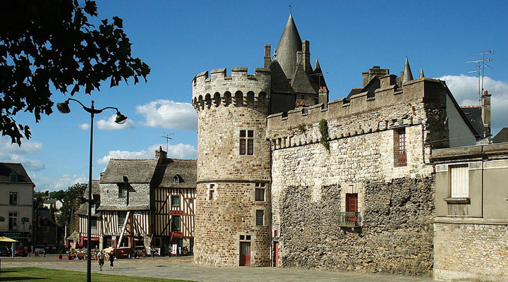 Витре: сказочный средневековый замок Бретани