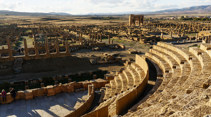 Погребённый в песках: древнеримский город Тимгад, который удивил мир планировкой улиц
