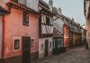 Злата улочка: легендарный, старинный и знаменитый символ Праги