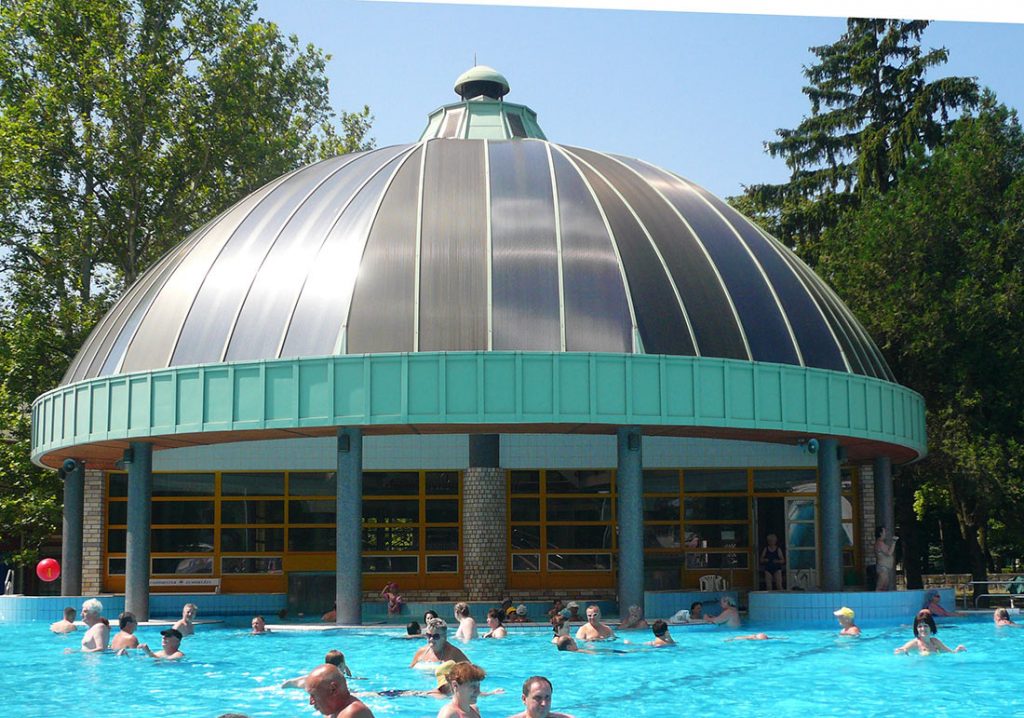 Сказочный Эгер: город древней архитектуры, термальных купален и вина ...