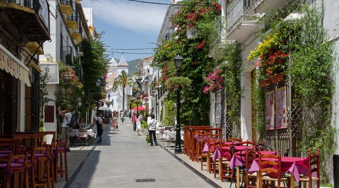 Марбелья: престижный курорт, залитый жарким испанским солнцем