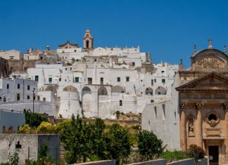 Бари: итальянский город, где покоятся мощи Святого Николая