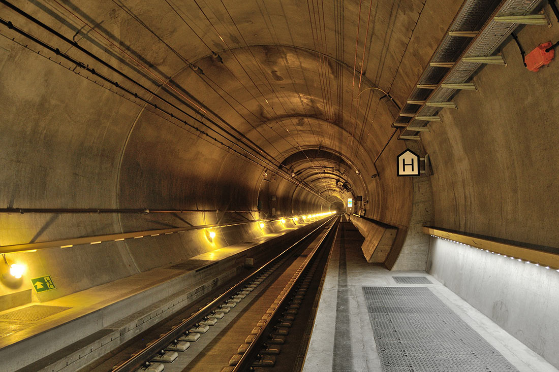 Готардский базисный тоннель