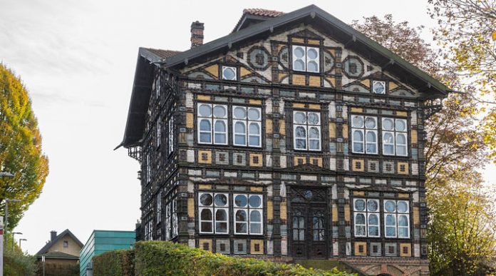 Дом Карла Юнкера: удивительное творение сумасшедшего архитектора