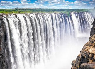 Легендарный водопад Виктория: гремящий дым африканского континента