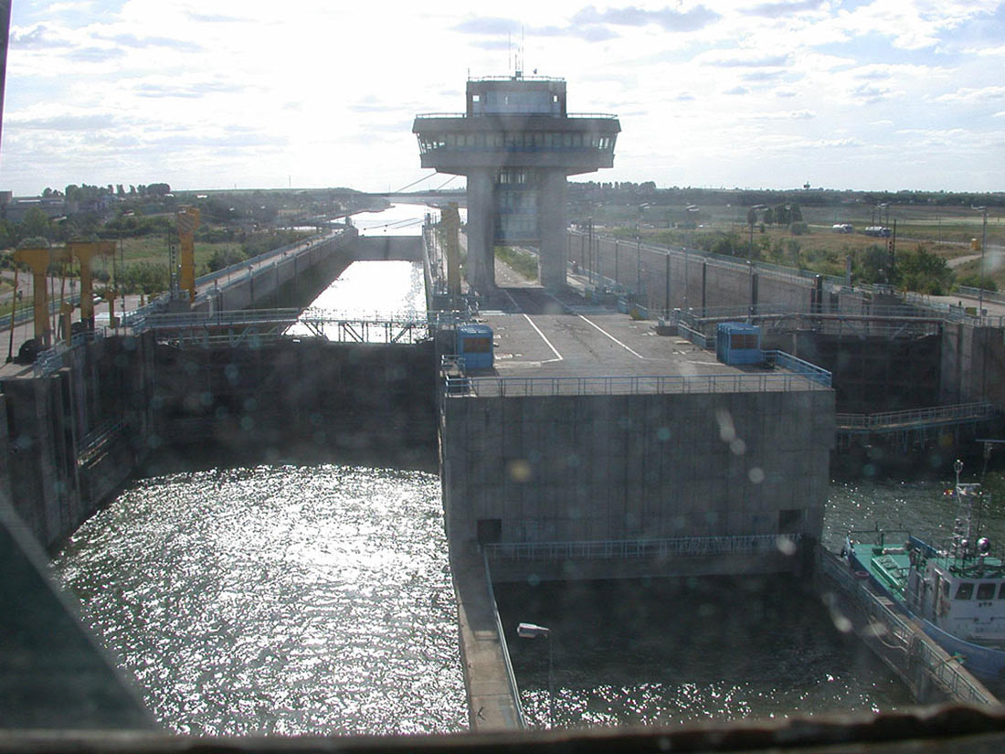 Канал Дунай — Черное море (Canalul Dunăre-Marea Neagră)