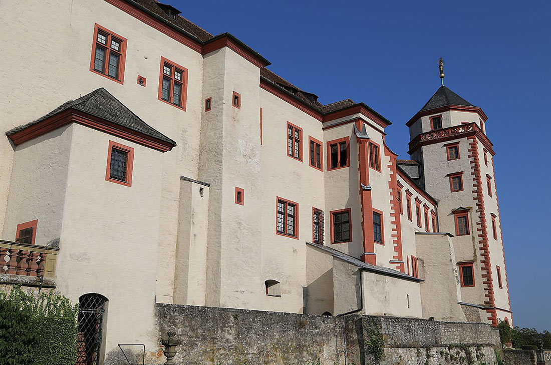 Крепость Мариенберг