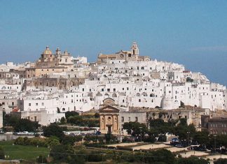 Остуни: величественный белый город в итальянской провинции Апулия