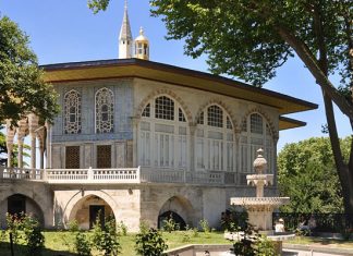 Дворец Топкапы: роскошная резиденция султана в самом сердце Стамбула