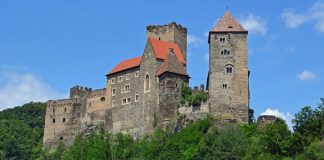 Замок Хардегг: одно из самых старых оборонительных сооружений в Центральной Европе