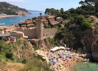Самые красивые курорты Испании: 10 мест, где хочется остаться навсегда