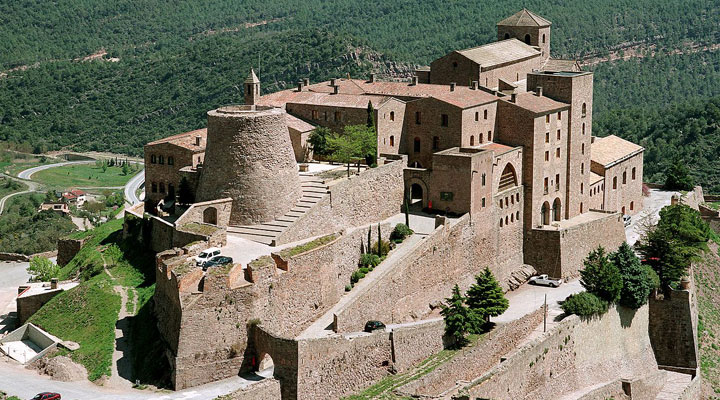Замок Кардона: неприступная крепость Каталонии